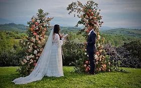 La Casina della Quercia, Your Tuscan Oak Tree House